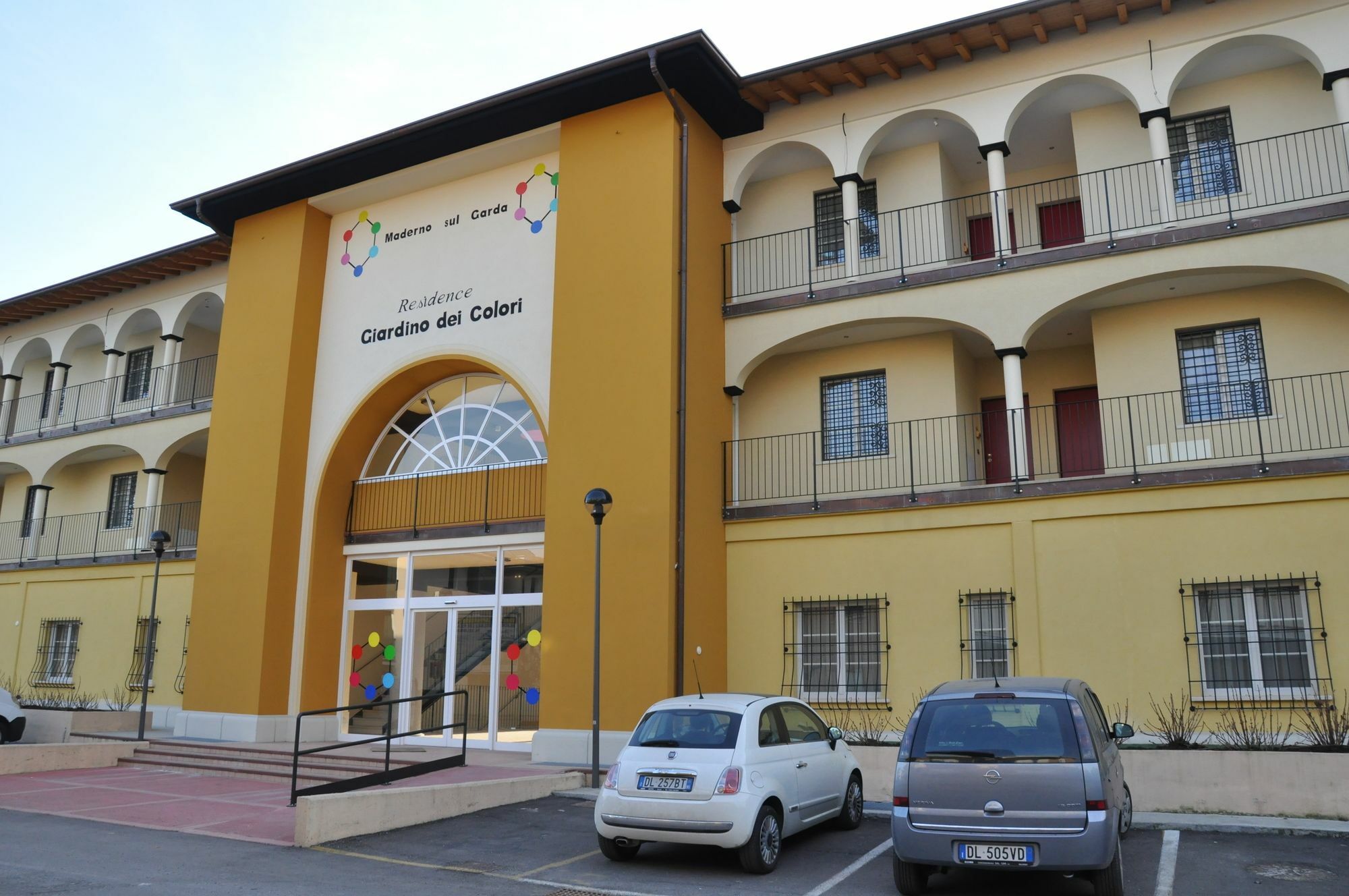 Giardino Dei Colori Dianella Appartamenti Pool Relax &Family Friendly Toscolano-Maderno Exterior foto