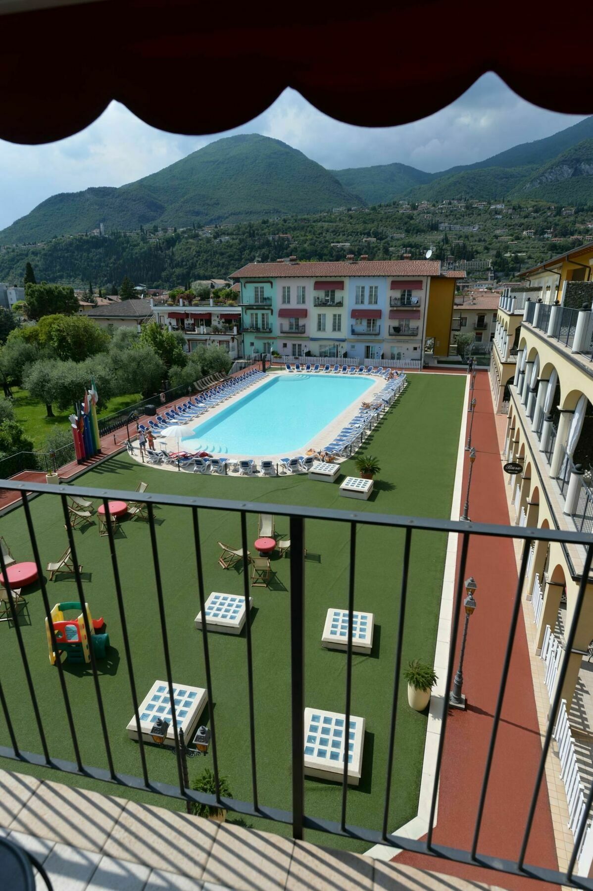 Giardino Dei Colori Dianella Appartamenti Pool Relax &Family Friendly Toscolano-Maderno Exterior foto