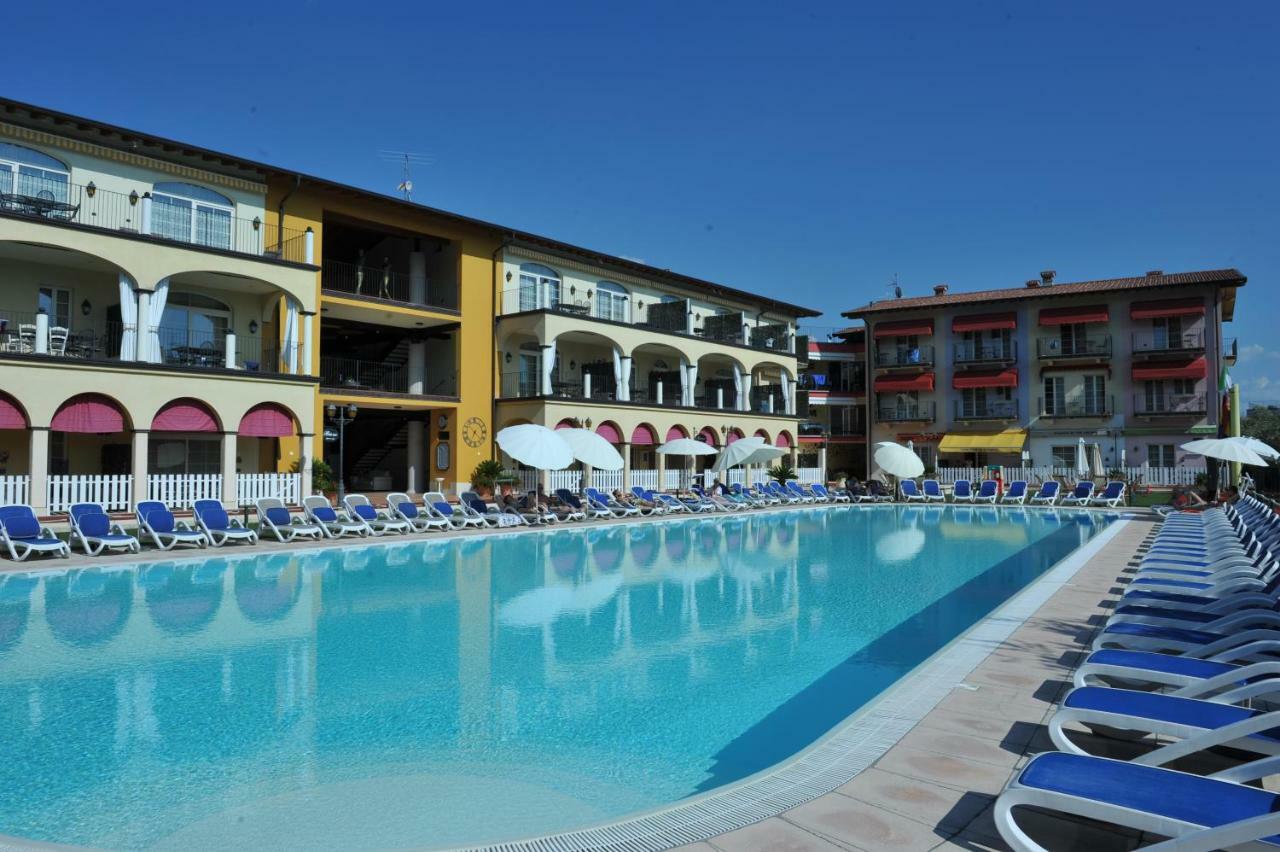Giardino Dei Colori Dianella Appartamenti Pool Relax &Family Friendly Toscolano-Maderno Exterior foto